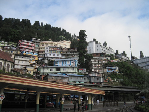 darjeeling-city-from-darjeeling-station